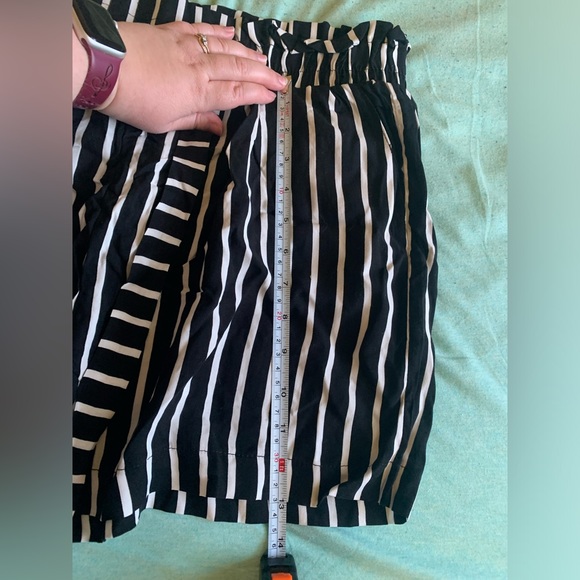 rue21 Black and White Striped Tie Front Shorts - Picture 3 of 5